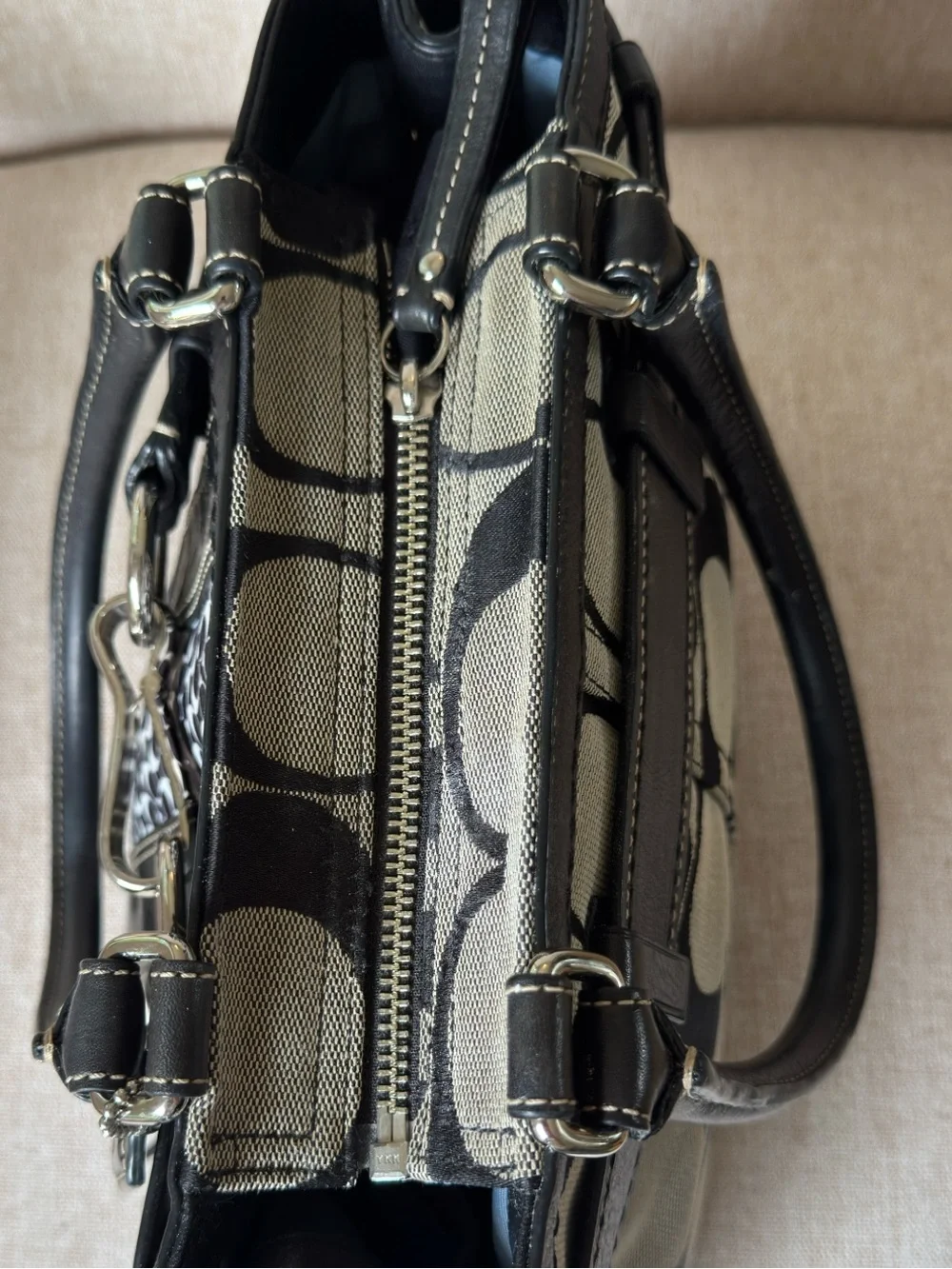 Coach Hamptons Signature Multi Print Logo Stripe Carryall Satchel F13073